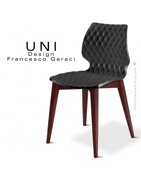 Chaise UNI, piétement bois de hêtre teinté brun, assise effet matelassé couleur noir.