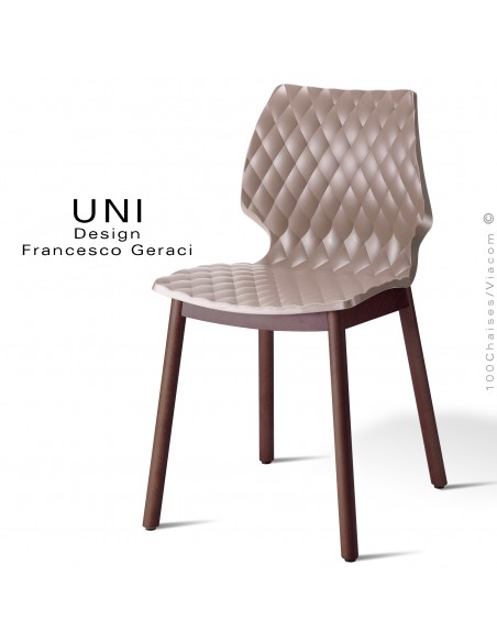Chaise UNI, piétement bois teinté brun, assise coque effet matelassé couleur gris tourterelle.