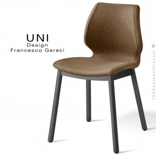 Chaise UNI, pieds bois de hêtre teinté noir, assise et dossier garnis, habillage tissu Medley couleur moka.
